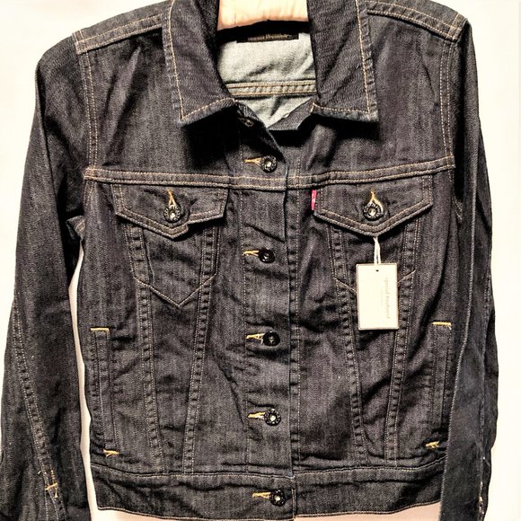 Genuine Levi women's Jacket Jackets & Blazers - NWT Levi Jean jacket Women girls junior adult  SZ S curvy cut Very dark blue …